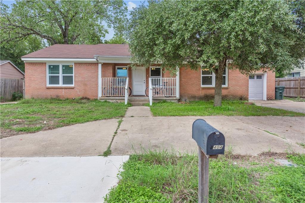 3404 Cavitt - Photo 1