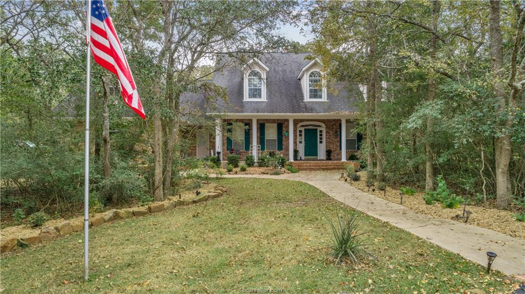 1608 Foxfire Drive - Photo 1