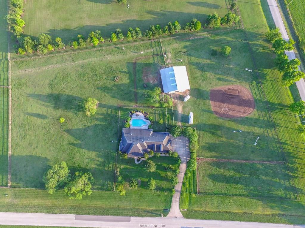 3811 Blue Grass Drive - Photo 1