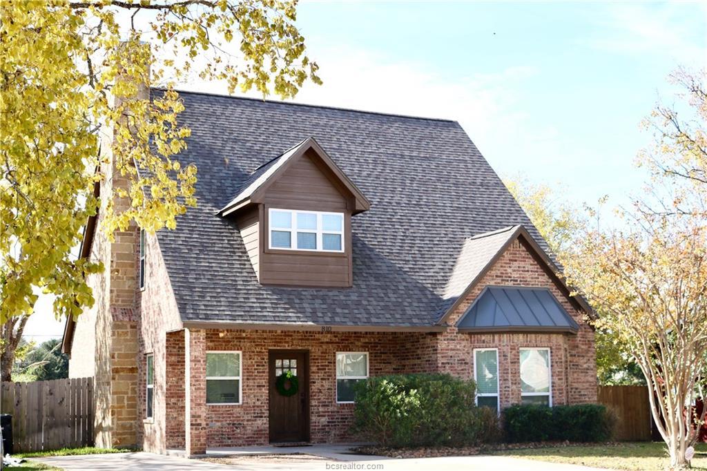 810 Fairview Avenue - Photo 1