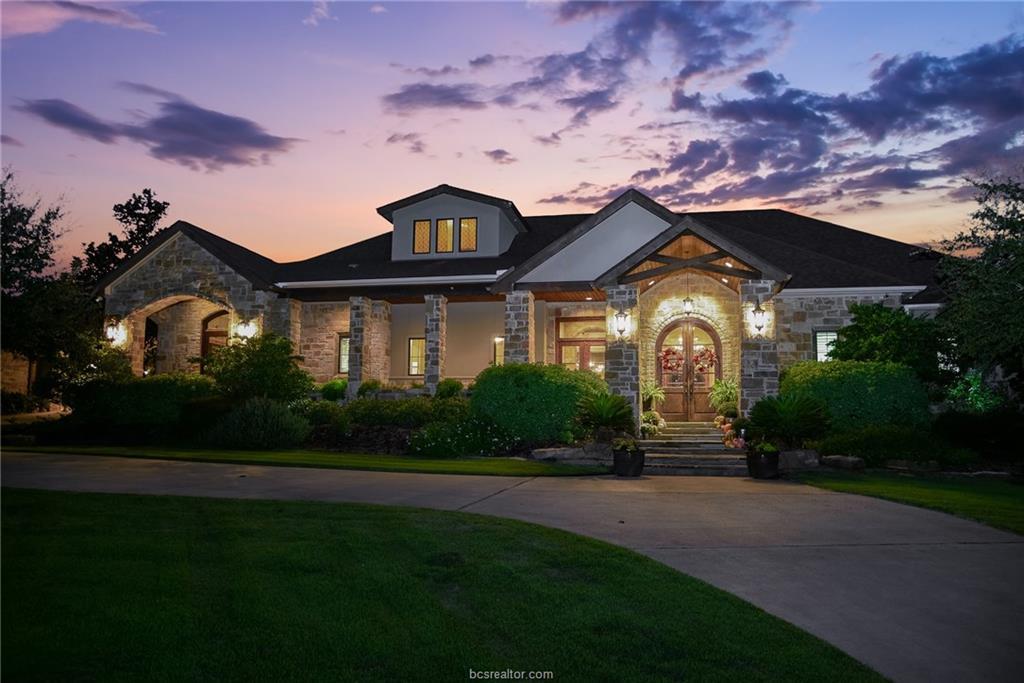 3072 Arapaho Ridge Drive - Photo 1