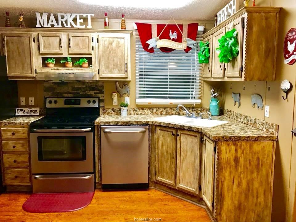 3306 Mcdonald - Photo 1