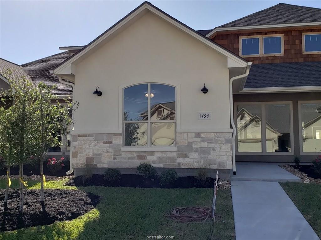 1494 Buena Vista - Photo 1