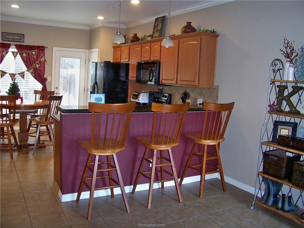 305 Holleman Drive - Photo 1