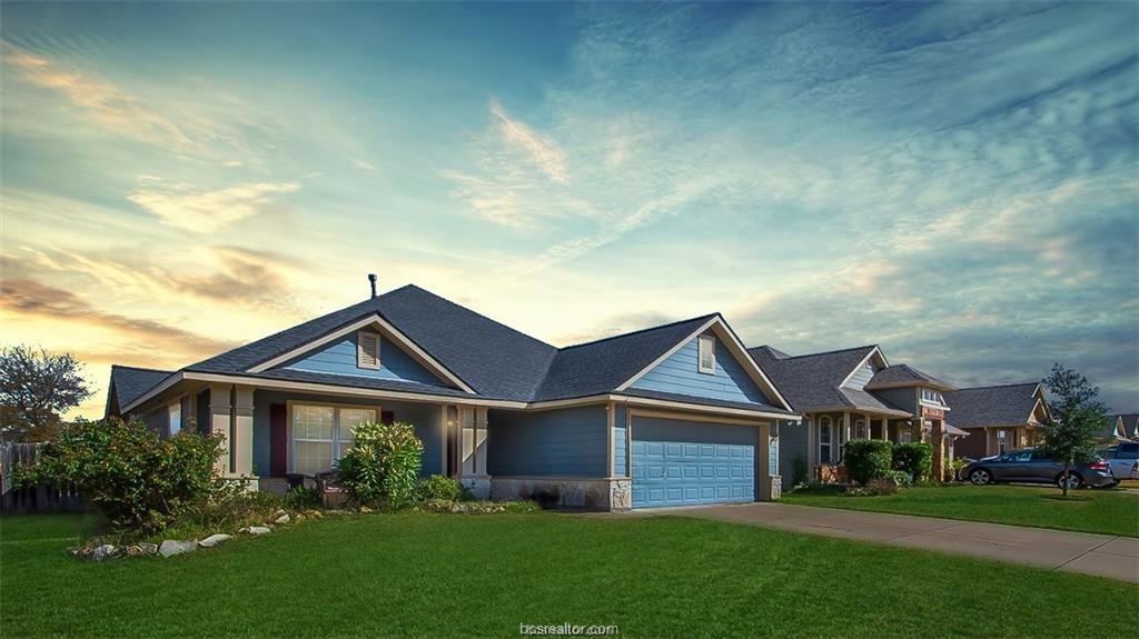 1712 Summerwood Loop - Photo 1
