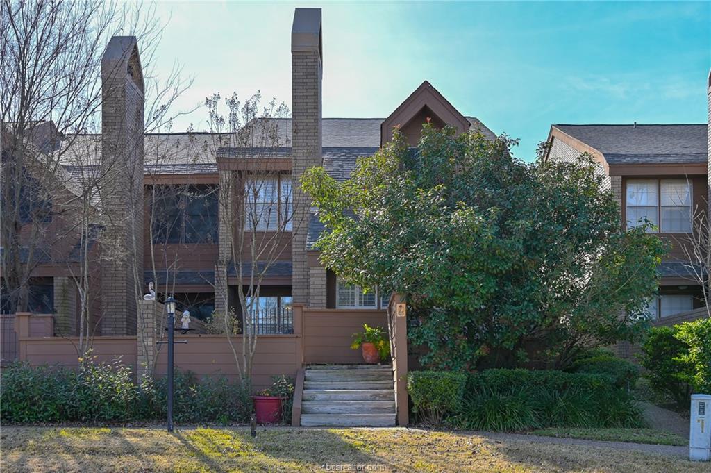 3122 Camelot Drive - Photo 1