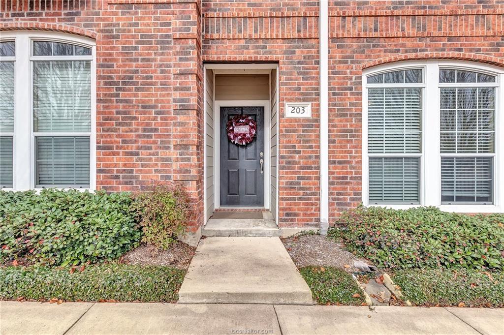 305 Holleman Drive - Photo 1