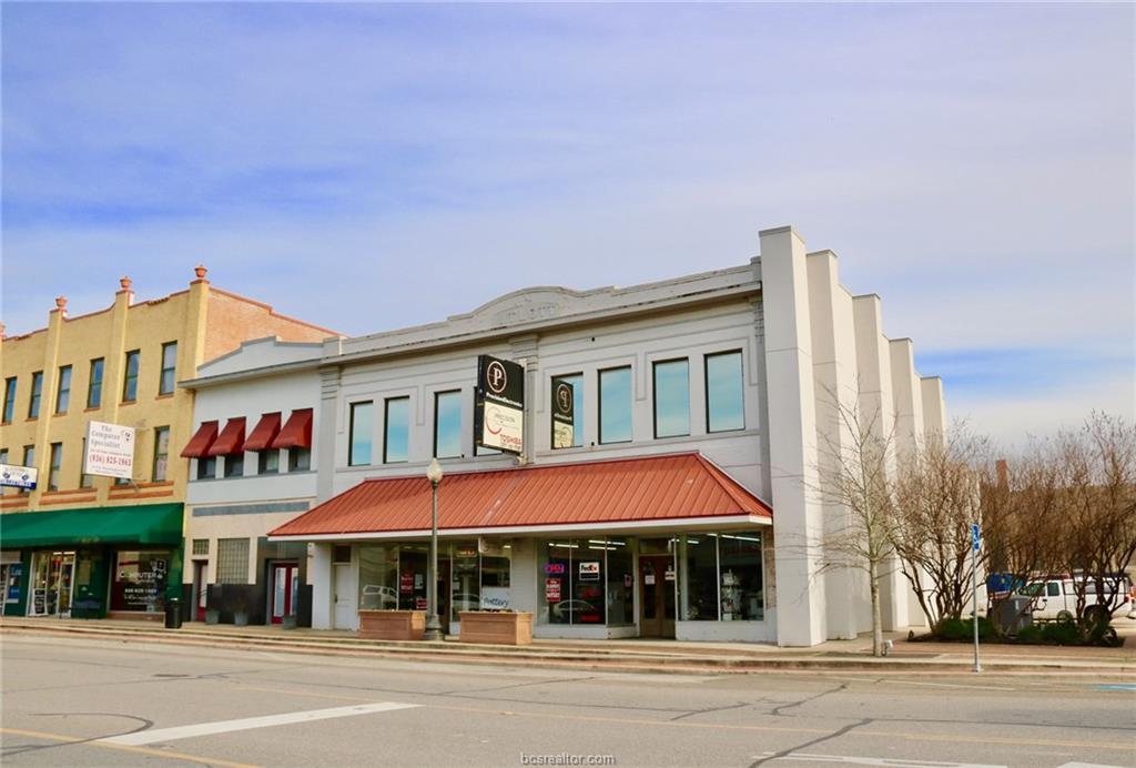 206 Washington - Photo 1