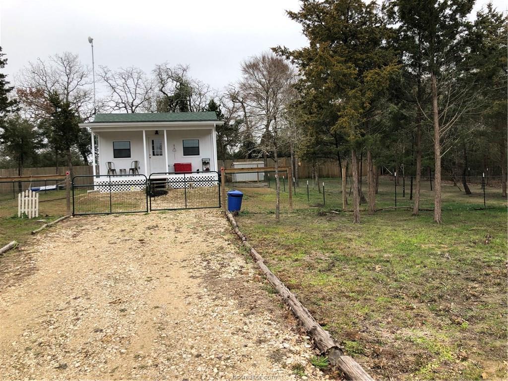 204 Oak Forest Road - Photo 1