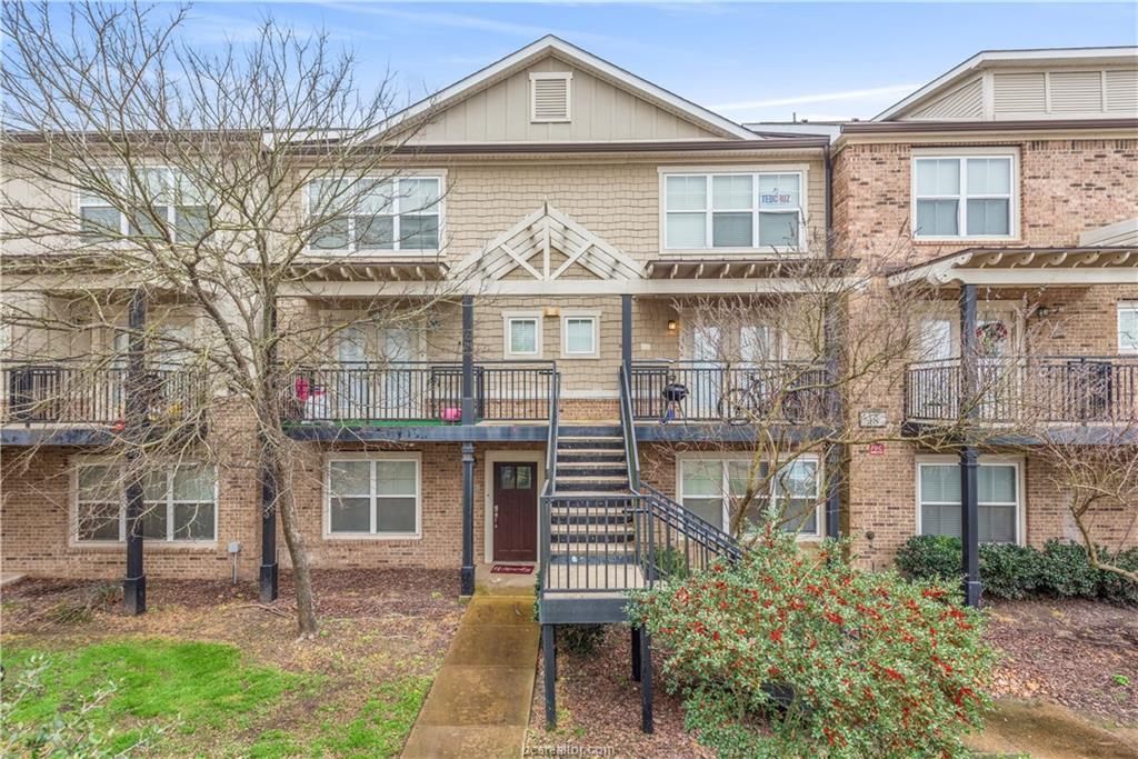1725 Harvey Mitchell Parkway - Photo 1