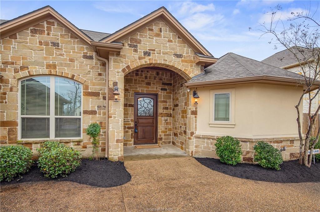 4318 Toddington Lane - Photo 1