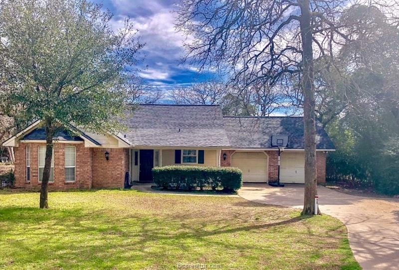 54 Fairway Drive - Photo 1