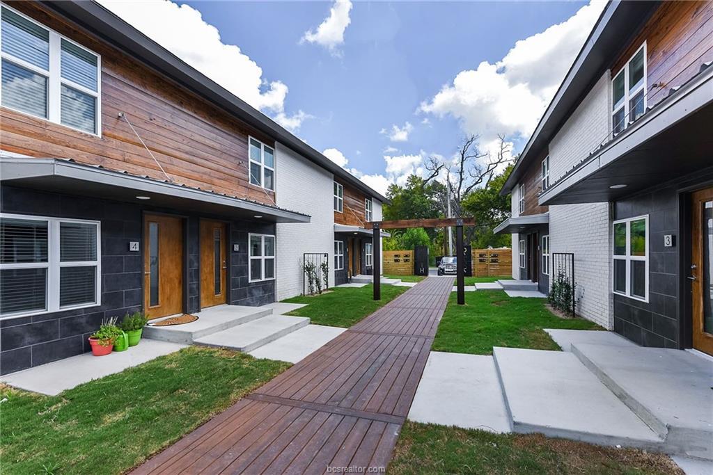 502 First Street - Photo 1
