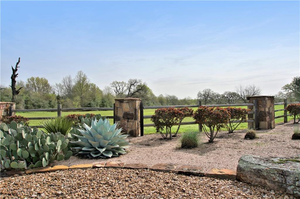 0000 Valley View - Photo 1