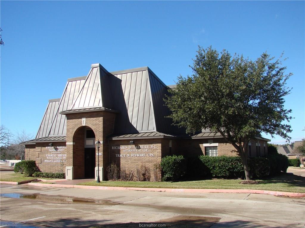 426 Tarrow Street - Photo 1