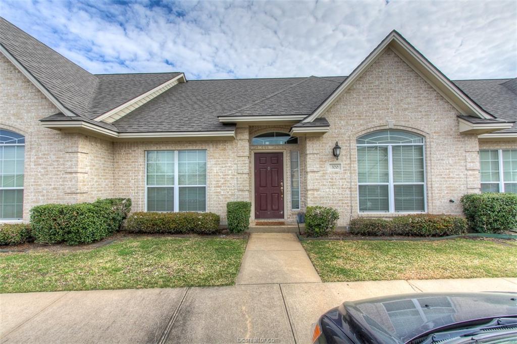320 Fraternity Row - Photo 1