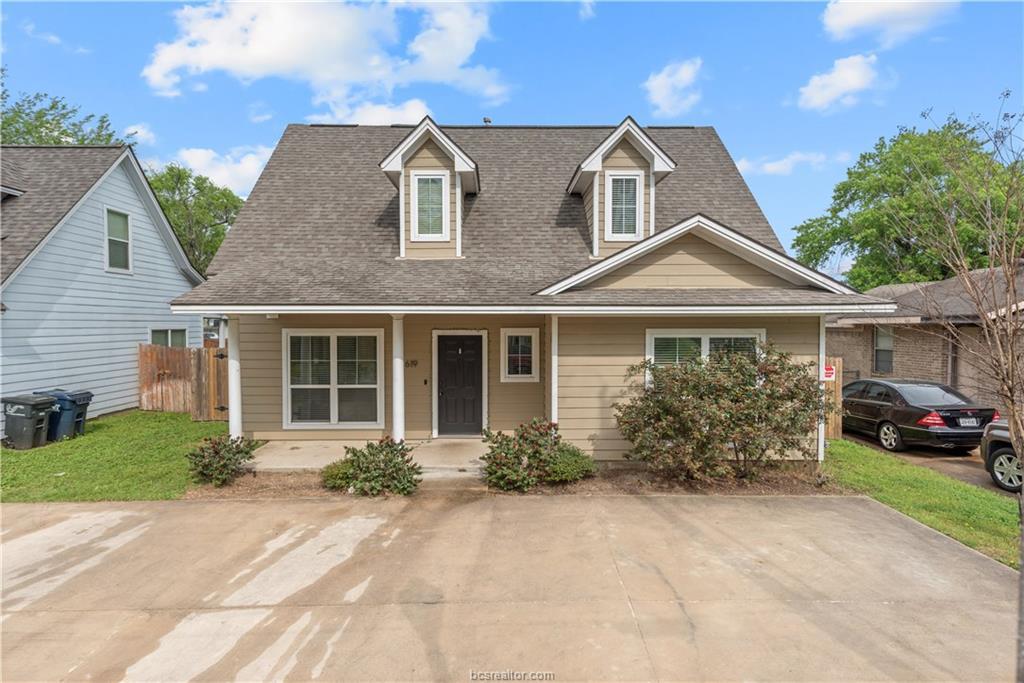619 Columbus Street - Photo 1