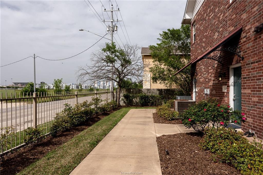 801 Luther Street - Photo 1