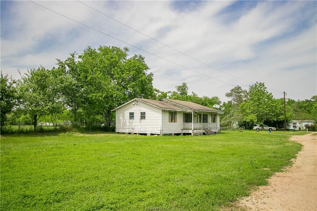 11063 Fm 166 - Photo 1