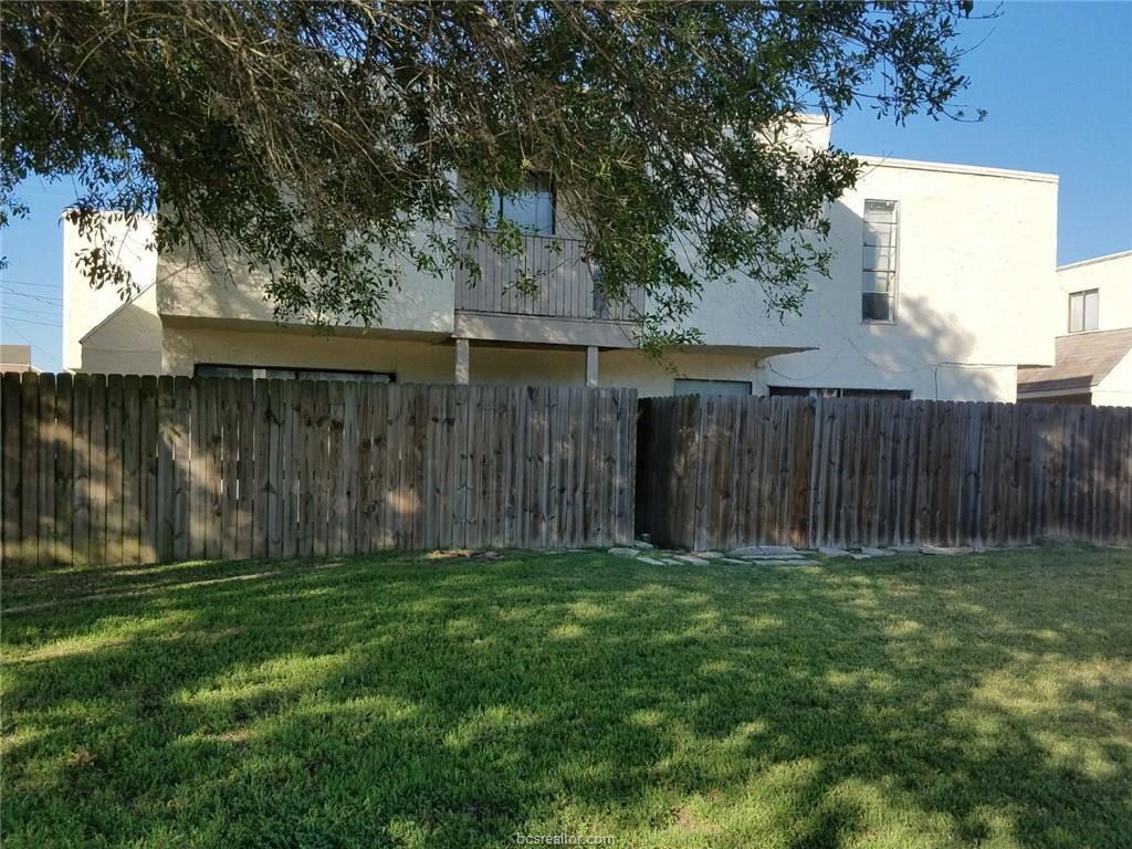 1803 Potomac Place - Photo 1