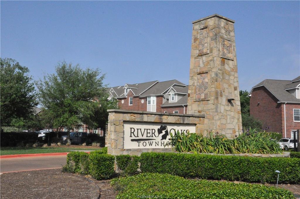 305 Holleman Drive - Photo 1