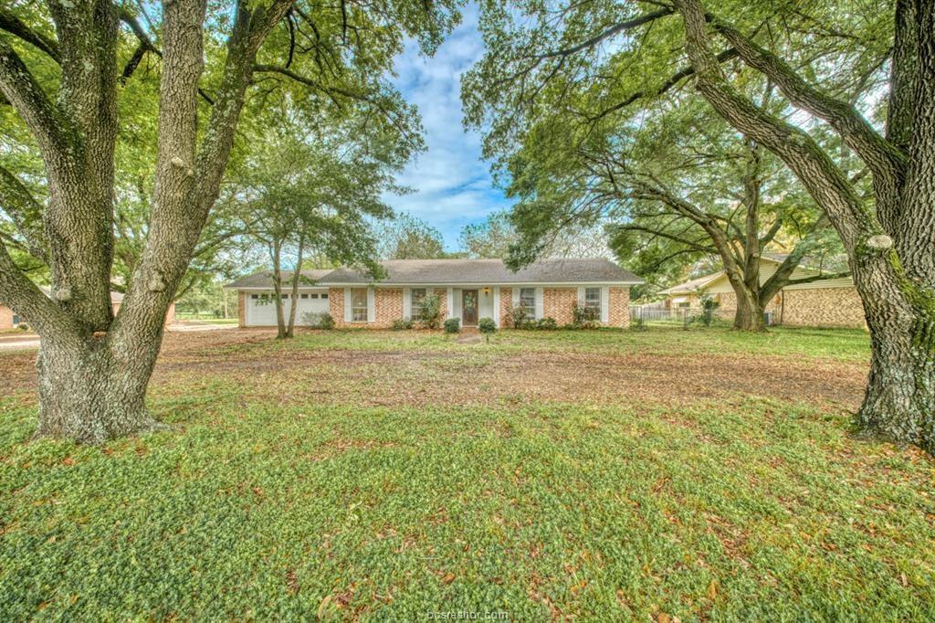 1307 Main Street - Photo 1