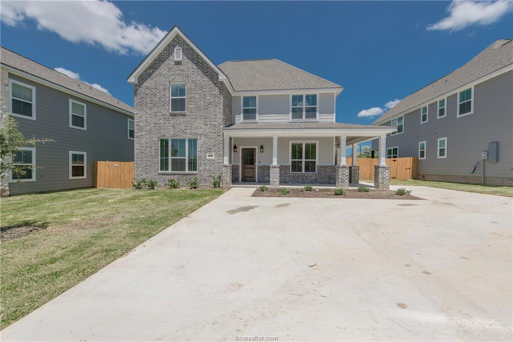 403 Edward Street - Photo 1
