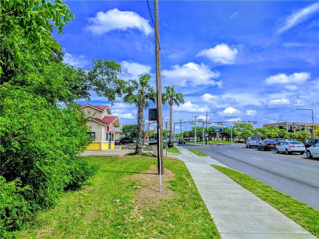 1122 Villa Maria Road - Photo 1