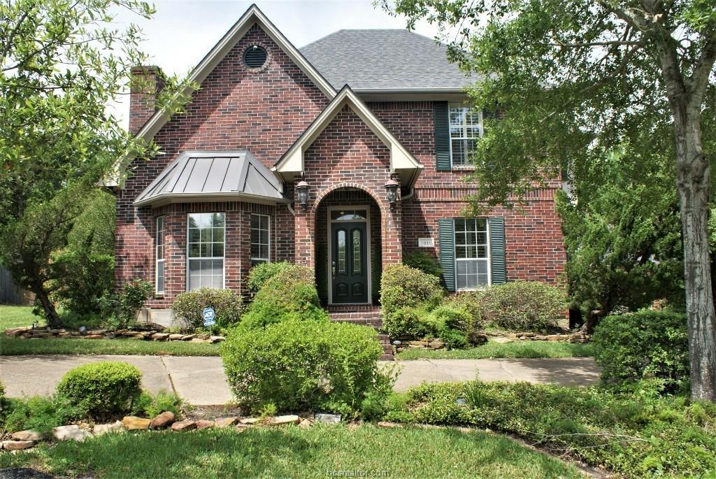1011 Winged Foot Drive - Photo 1