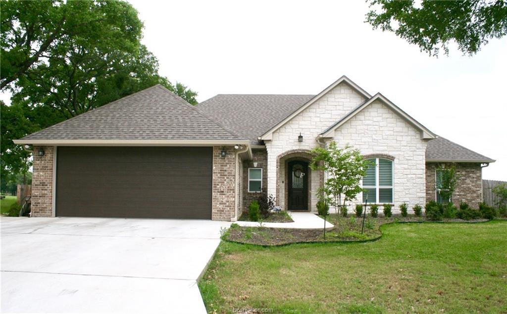 104 Spanish Oak Trail - Photo 1
