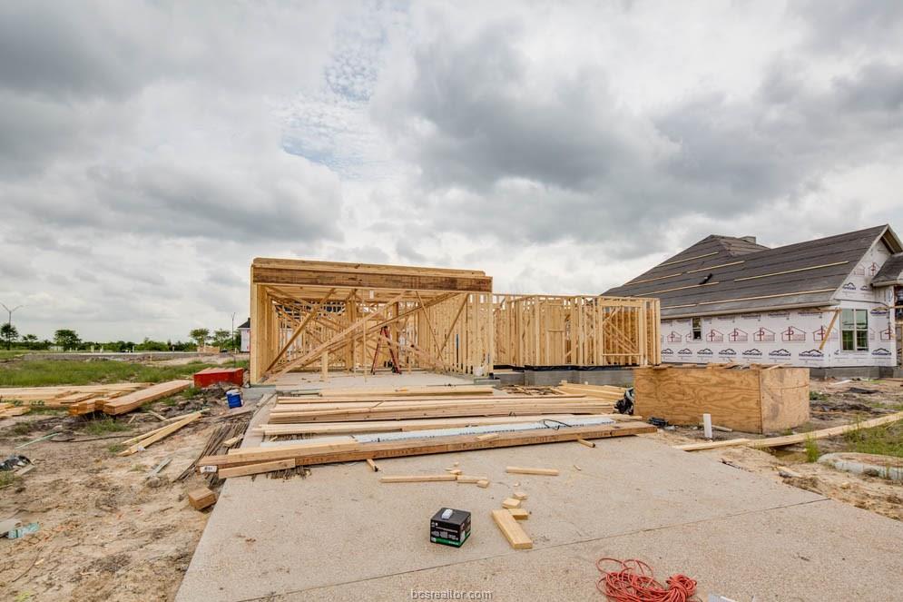 5119 Maroon Creek Drive - Photo 1