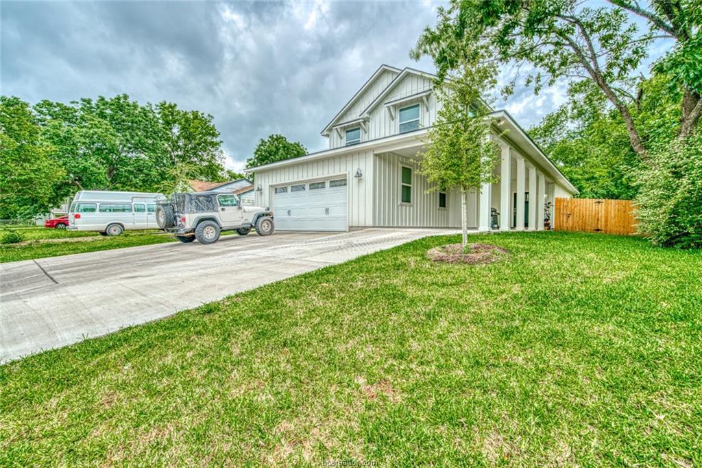 501 Dogwood Street - Photo 1