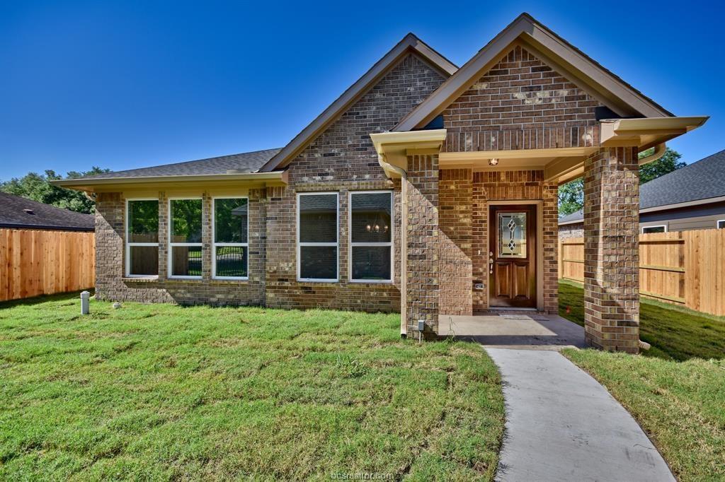 739 High Oaks Drive - Photo 1