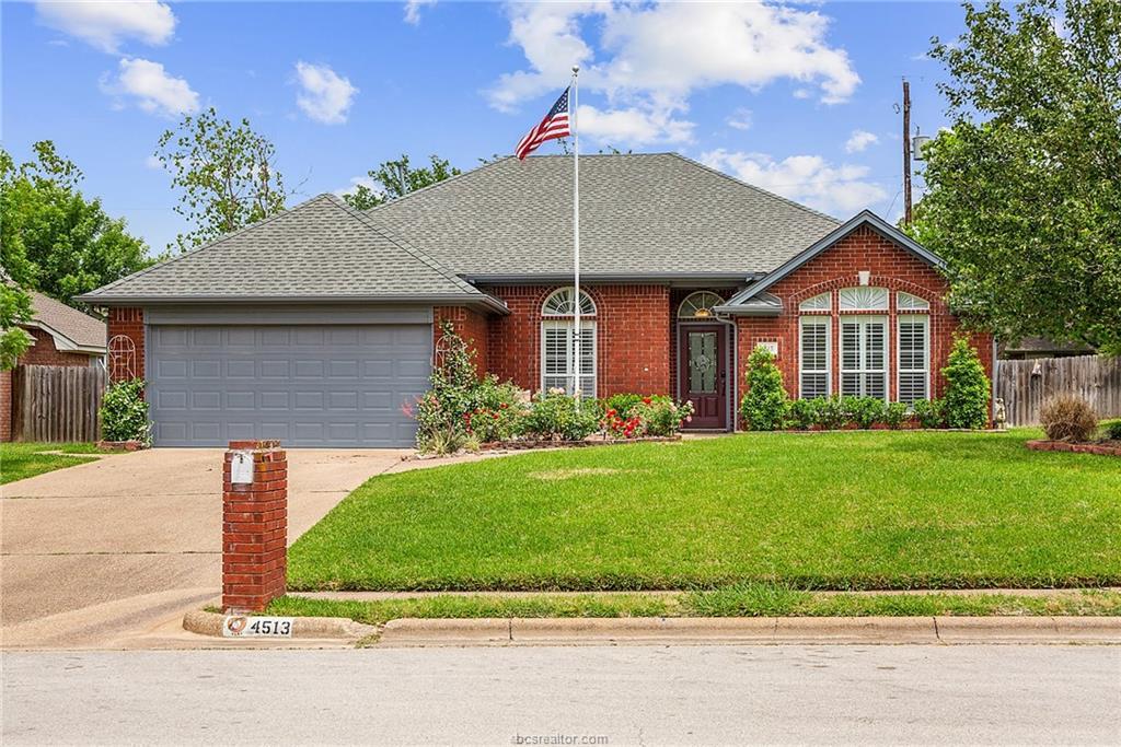 4513 Warwick Lane - Photo 1