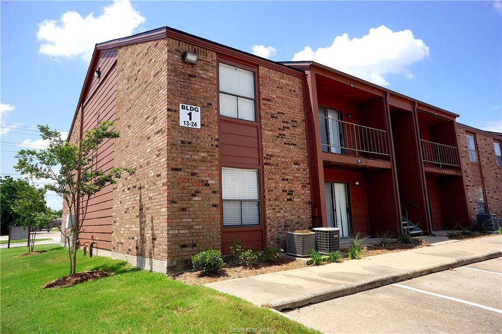 904 University Oaks #15 - Photo 1