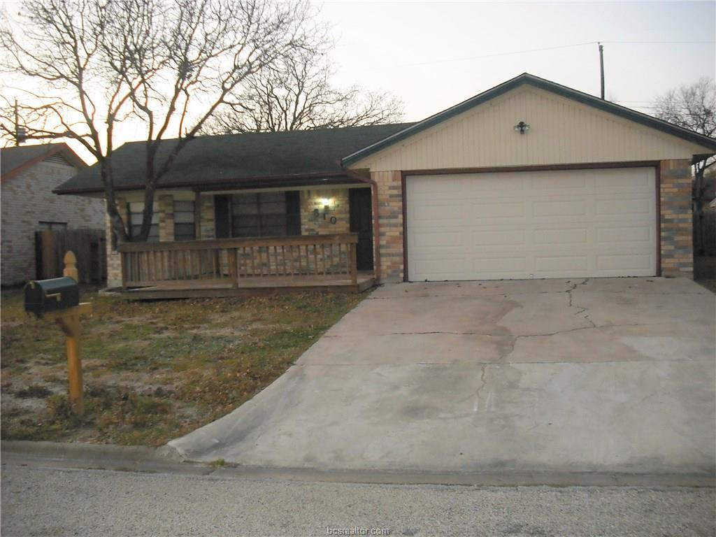 810 Yegua Street - Photo 1