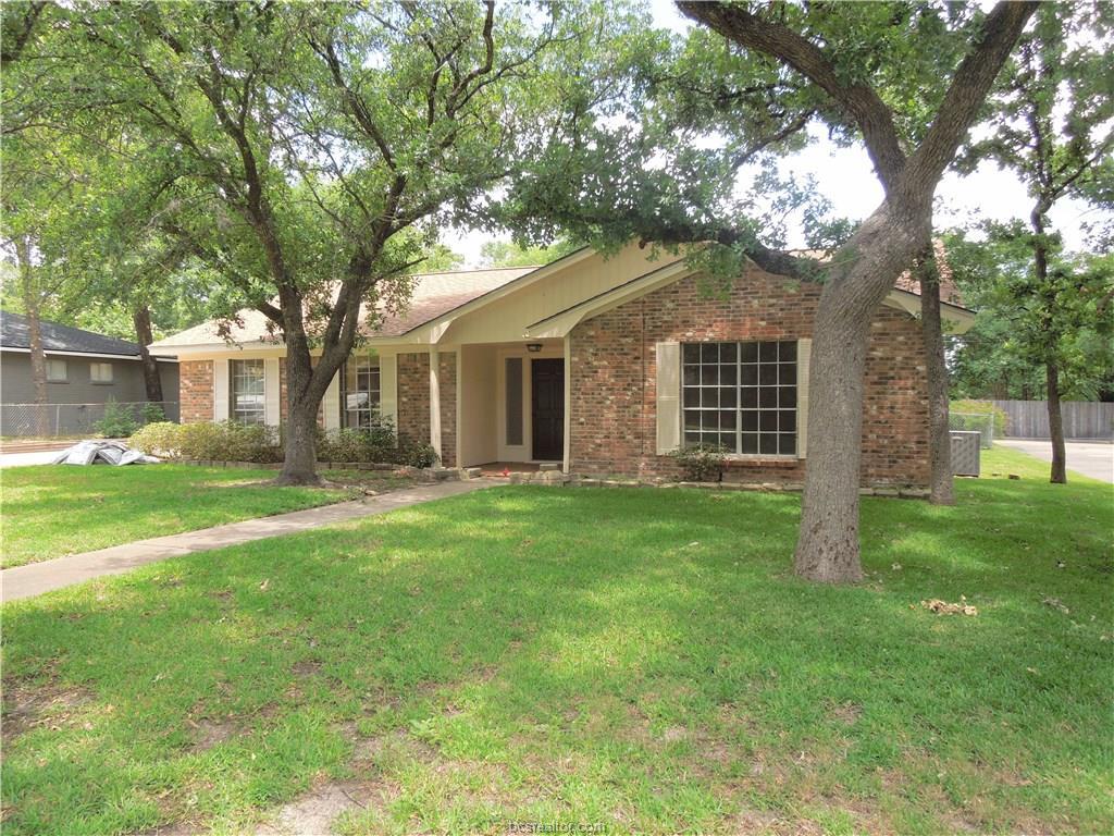 1117 Merry Oaks - Photo 1