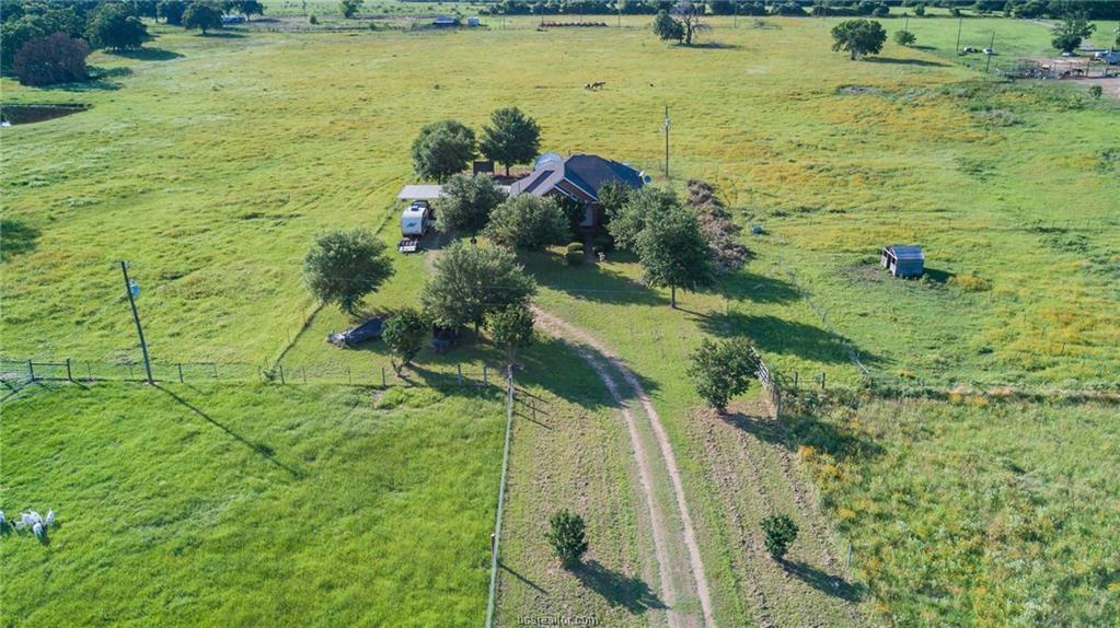 13551 E Hwy 79 - Photo 1