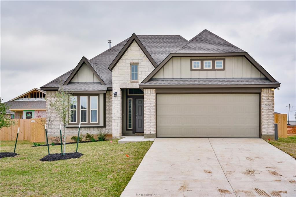 7404 Masters Drive - Photo 1