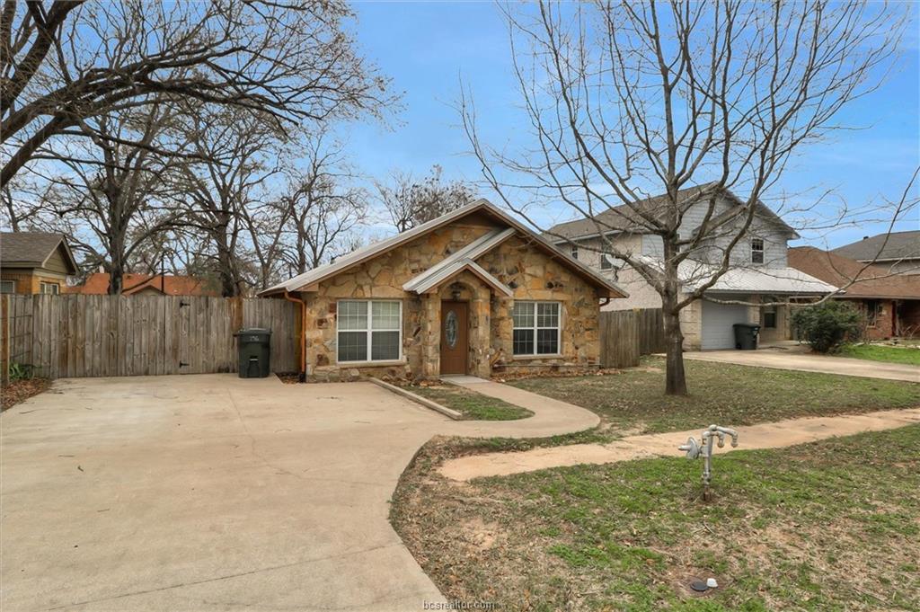 406 24th Street - Photo 1