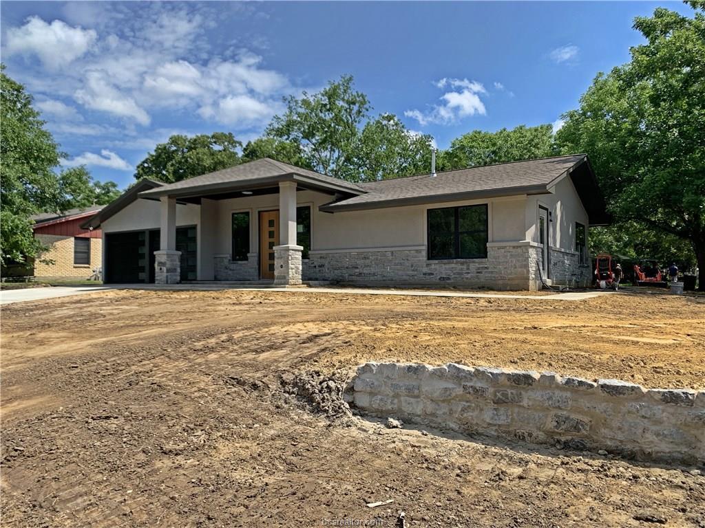 707 Lee Avenue - Photo 1
