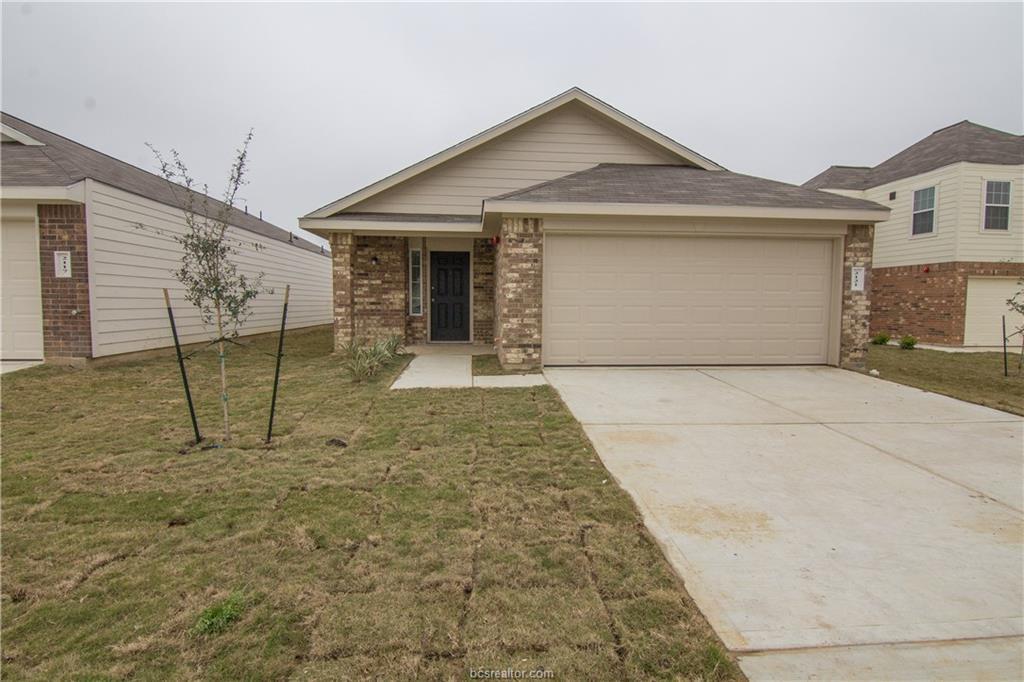 2121 Eastwood Court - Photo 1