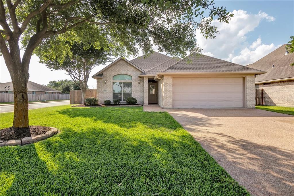 201 Karten Lane - Photo 1