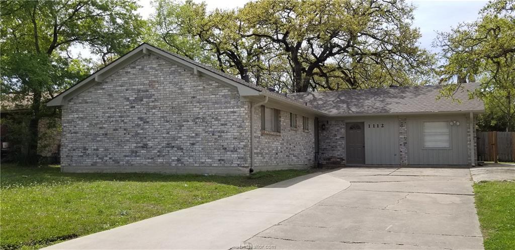 1112 Berkeley Street - Photo 1