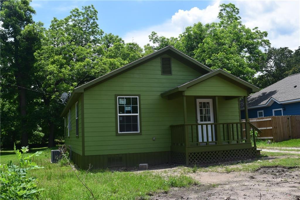 1409 25th Street - Photo 1