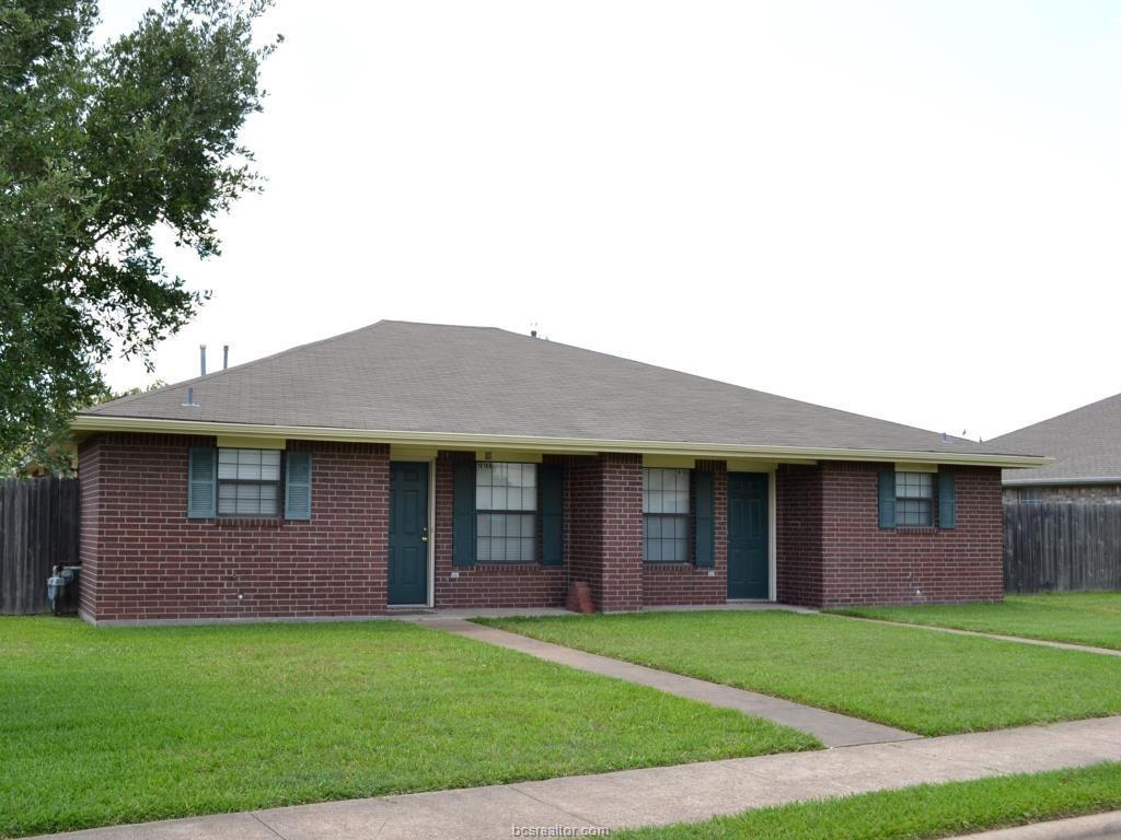 1818 Woodsman Drive - Photo 1