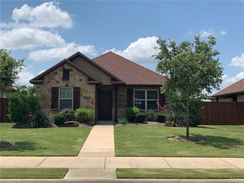 404 Deacon Drive - Photo 1