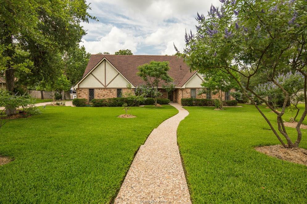 4022 Green Valley Drive - Photo 1