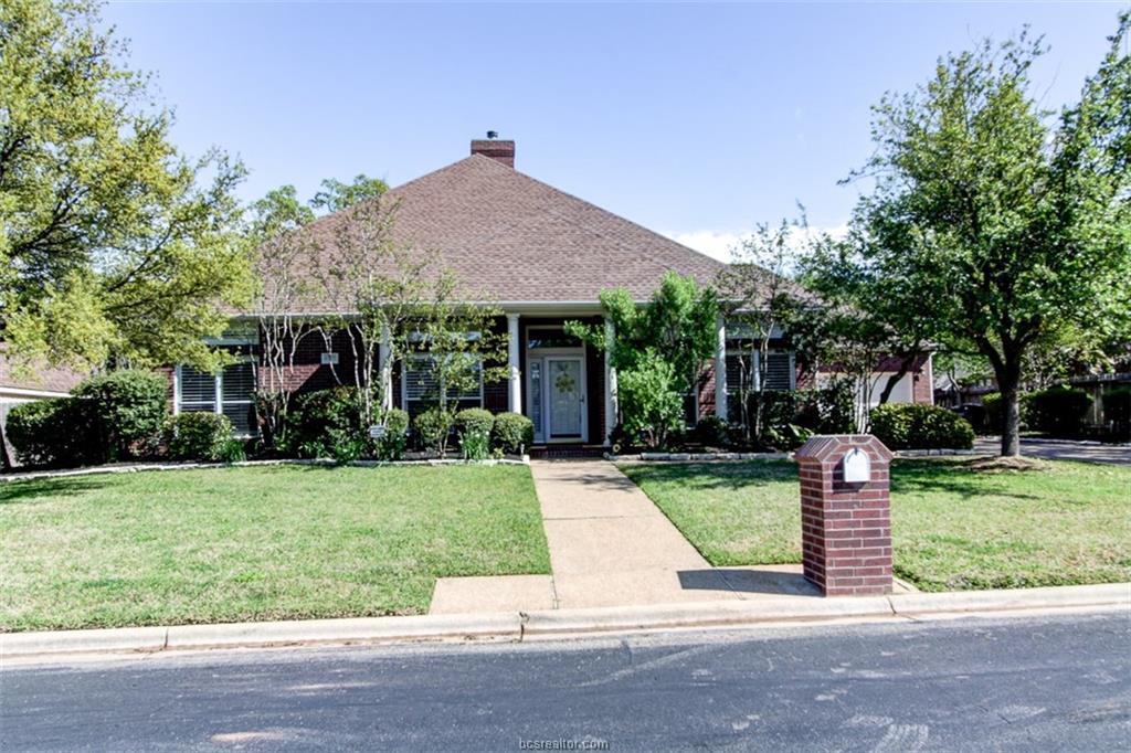 8307 Shadow Oaks - Photo 1