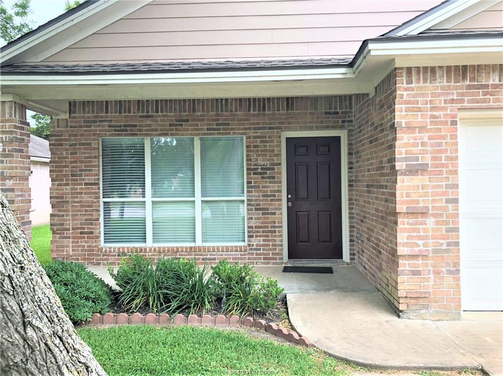 201 Richards Street - Photo 1